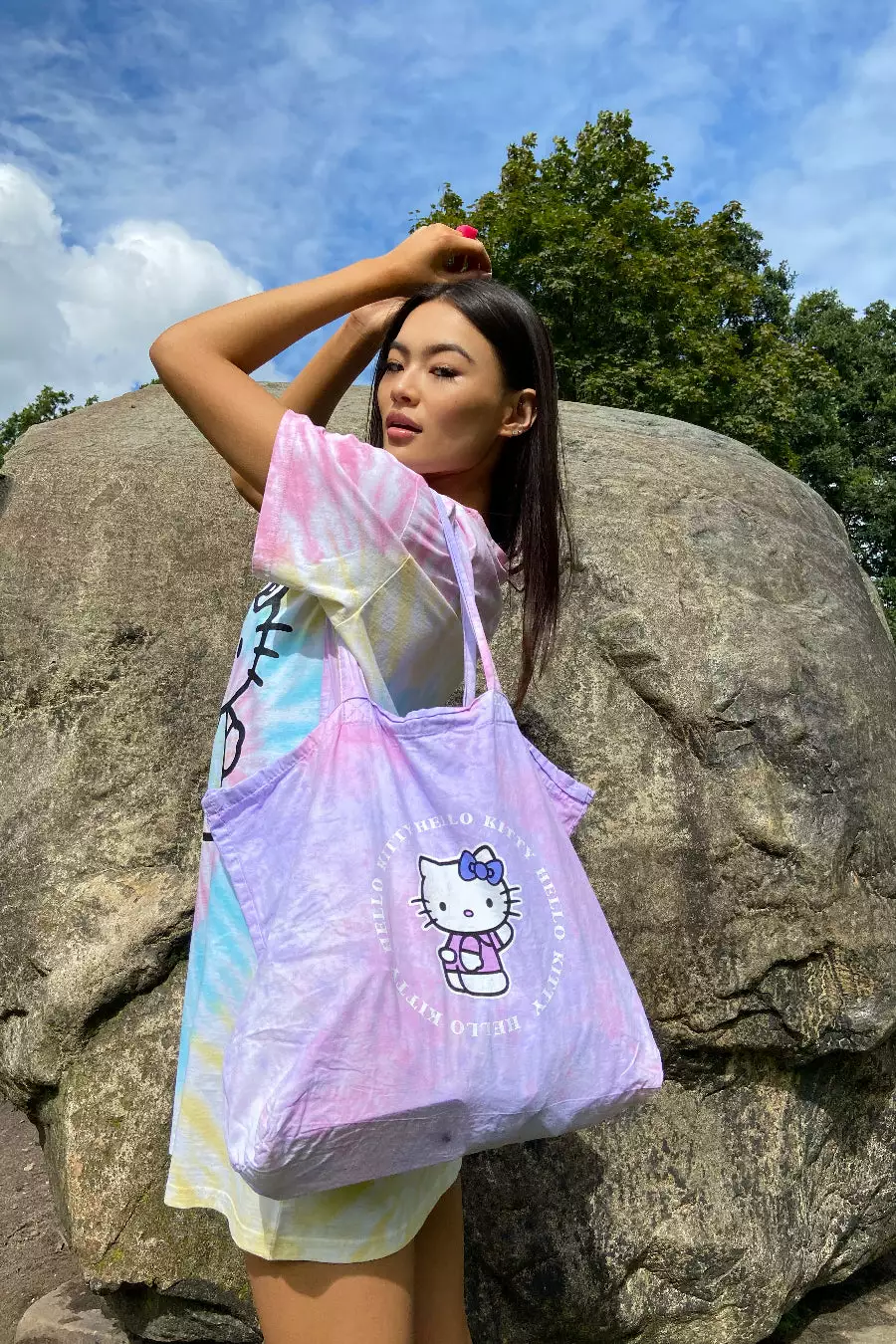 New Girl Order HELLO KITTY TIE DYE TOTE BAG