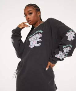 New Girl Order TWO CUTE BEARS LONG SLEEVE TEE