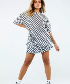 New Girl Order Tops WHITE CHECKERBOARD TEE