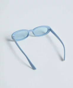 New Girl Order NEW IN OVAL SUNGLASSES IN COLOURDRENCH BABY BLUE